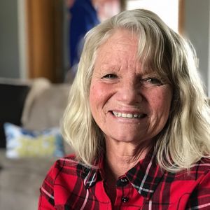 Meet your Posher, Debi